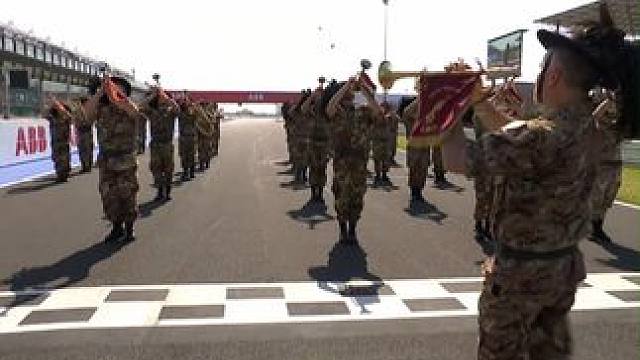 每次听到马梅利之歌，都是那么激动人心 #赛车 #FE电动方程式