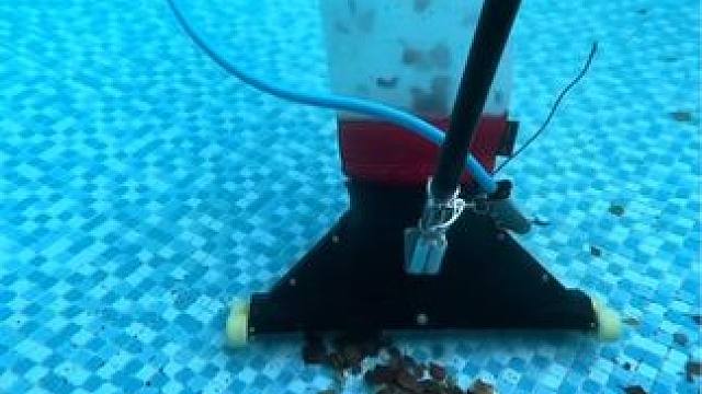 美国人民乡村庭院泳池清洗工艺！ #泳池水处理 #泳池清洗 #极度舒适 #解压视频 #深度清洁