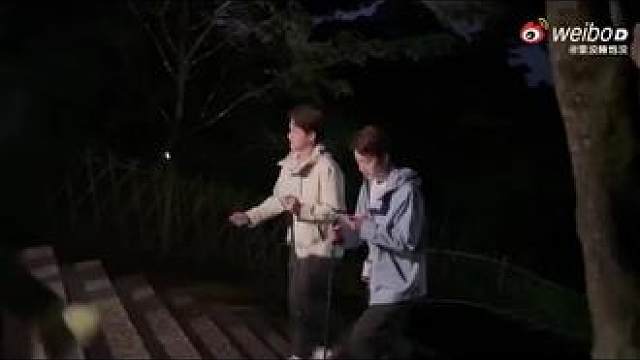 #梁王组合 #王昶梁伟铿 #最好的梁王 
日出日落，山河湖海，有你共我无需多言，走过的路、吹过的风、