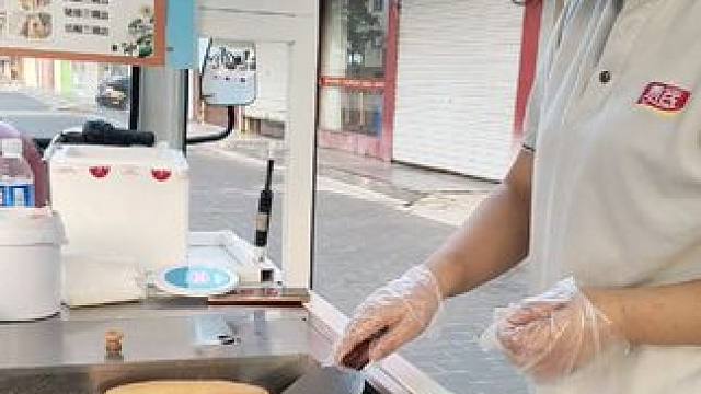 #小本创业好项目 #费氏集团#街头热狗 早上出摊啦