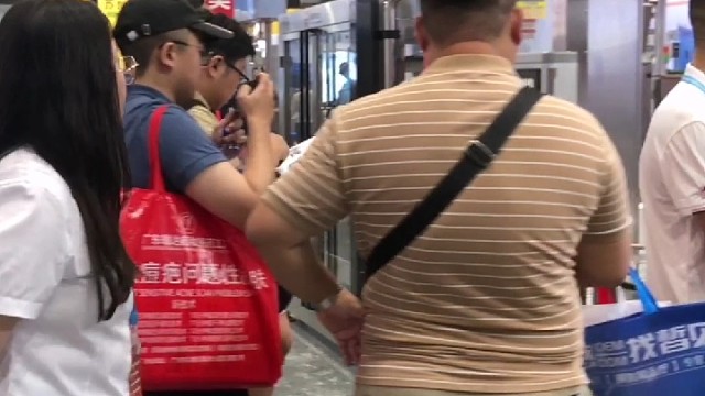 欢迎来展喝茶！！