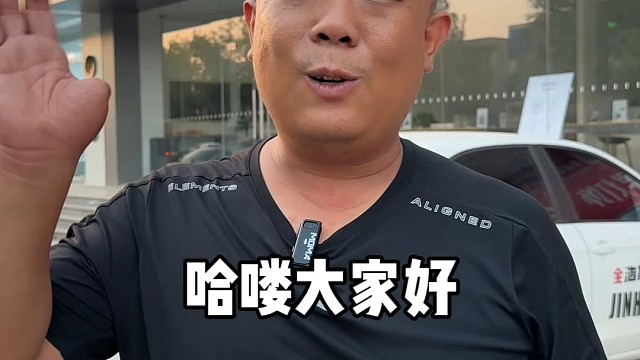 华为体验店成功拿下女粉丝的13promax