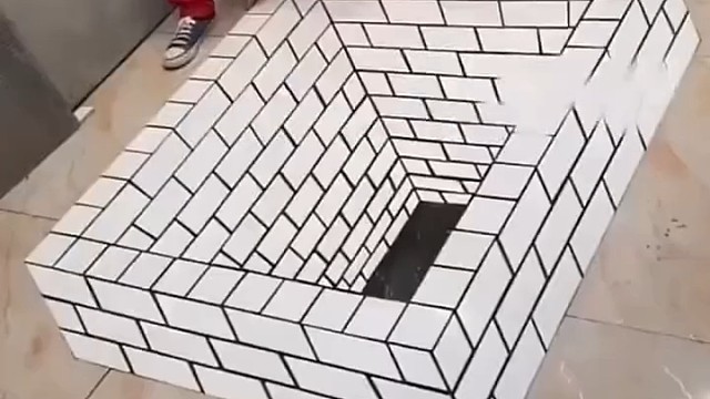 倒盆水全倒脚腿上[捂脸]