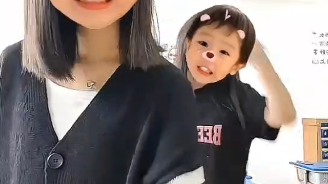 和姐妹拍的感觉就是好