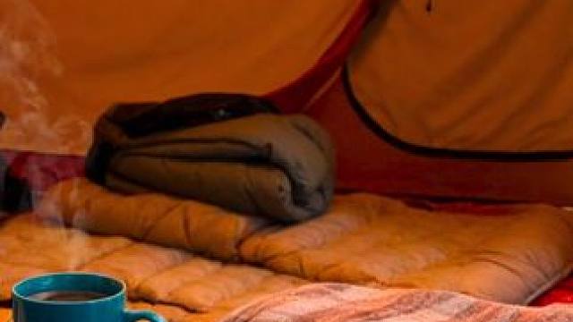 露营时遭遇暴风雪，搭起舒适的帐篷，放松休息 #白噪音 #助眠声音 #睡眠音乐 #催眠疗愈 #助眠视频