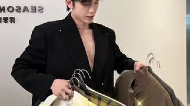 百元皮衣合集来咯！#朋克穿搭也太酷了 #ootd穿搭 #男生穿搭 #穿出高级感 #秋冬新款