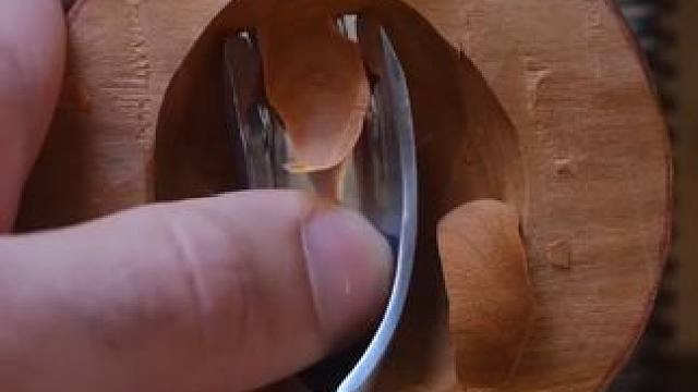 艺术家做雕刻刮木头的解压时刻！ #解压视频 #强迫症看了很享受 #极度舒适 #解压声控 #解压