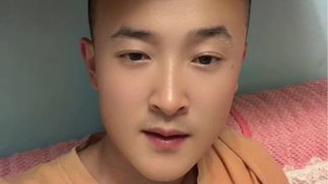 全网挑战头顶物品挑战绕口令，下一个顶啥？