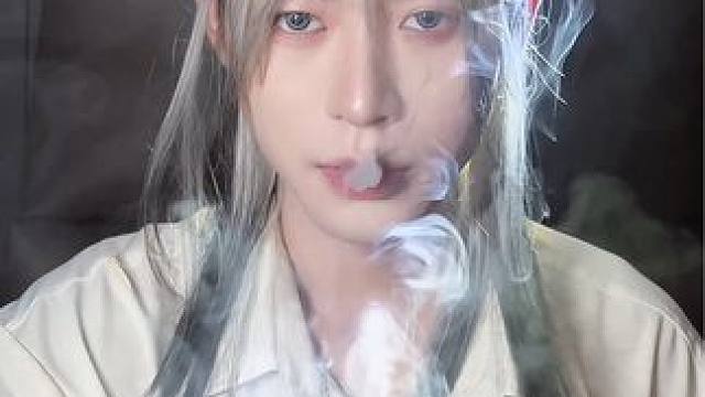 我也来个#子圣 #188男团 #男高中生 #社恐