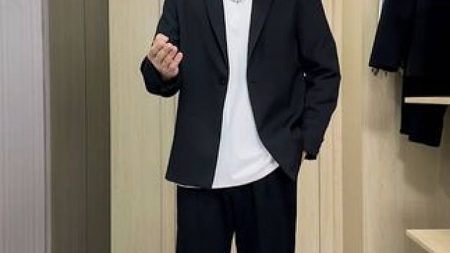 #男生穿搭   #气质轻熟风   #休闲西装 #谁穿谁好看