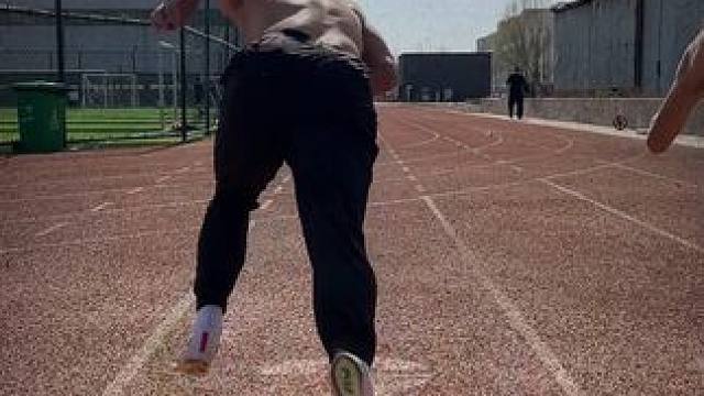 #体育生 #体育 #体考 不要再做头脑简单四肢发达的体育生了，不要让文化课毁掉我们三年的努力了，从现