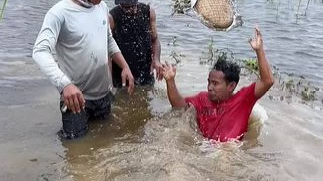 东南亚矮子 #农村生活 #我的乡村生活 #农村美食 #我在乡村做美食 #看一遍笑一遍