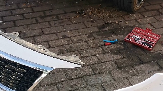 #前杠拆装教程#导航中控雷达定速巡航电动折叠踏板智能大屏记录仪座套订做加工脚垫全套专业服务全套灯泡疝