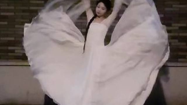 “暖矣，孤矣” #古典舞 #舞蹈 #即兴 #牵丝戏 #氛围