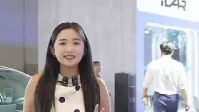 这车。。。 真不错#大长腿美女 #2024青岛秋季车展 #青岛秋季国际车展 #青岛车展 #小鹏汽车