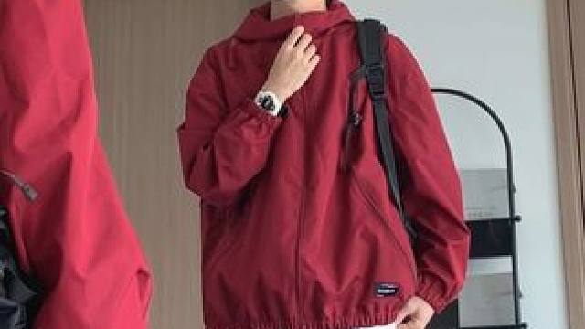 #173 显白配色还得是酒红色#男生穿搭 #初秋穿搭 #简约搭配 #干净穿搭