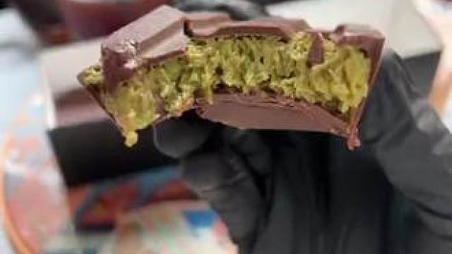 外国小哥哥的汽车吃播#沉浸式#解压#极度舒适#治愈 #海外生活