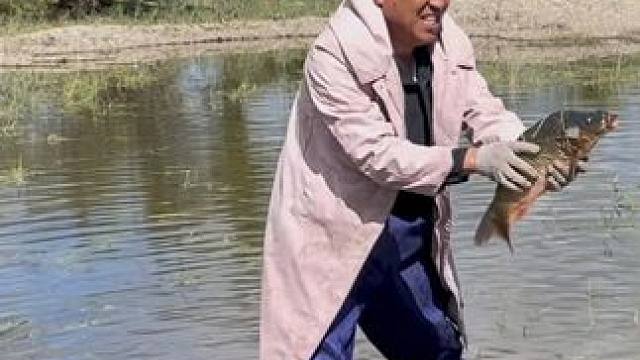 #户外捕鱼 #好大一条鱼