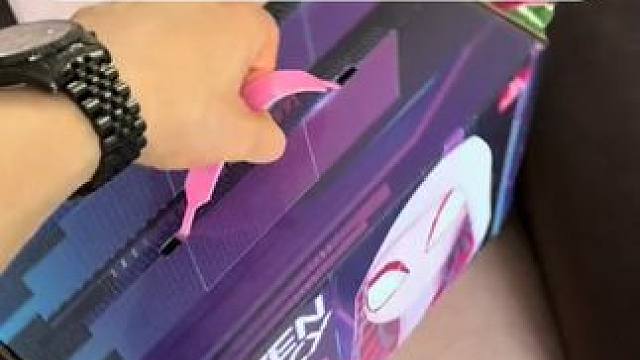 可是它真的好酷啊~ #格温 #蜘蛛侠 #男生喜欢的礼物