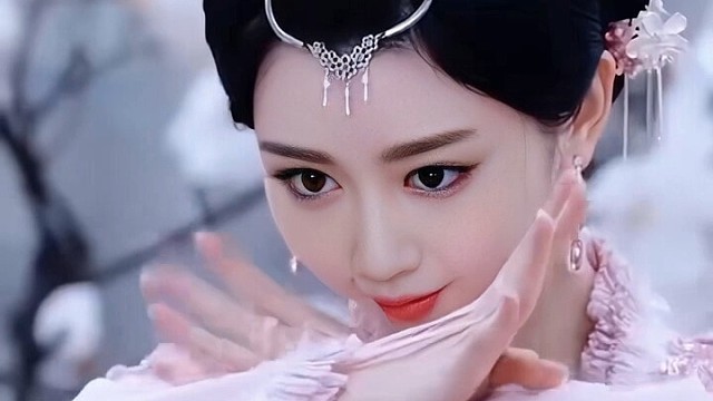 关关雎鸠，在河之洲。