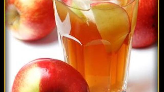 喜欢吃苹果的朋友可以试试这款青苹果汁，酸甜清爽果香浓郁！#苹果汁 #超便宜超划算 #仙女都在喝什么