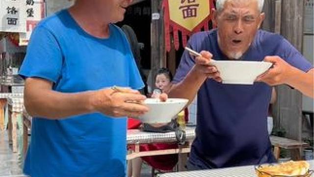 来到运城一定要尝尝我们家乡的羊肉泡馍 #运城随手一指上千年