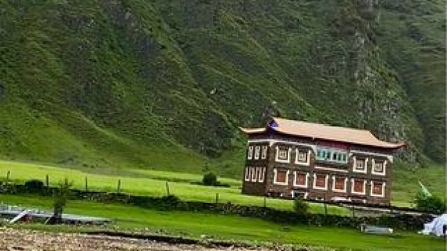 山川给我跳动的脉搏，阳光给我青春的活力！一个喜欢山川河流，热爱世间万物的人，我的随手拍#美在山水间 