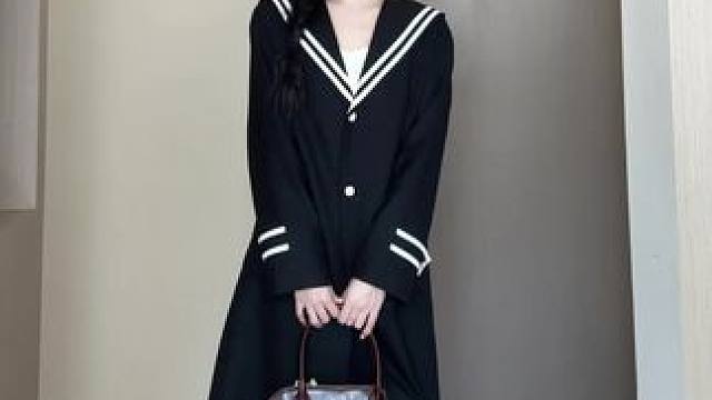 好喜欢这件外套 #显瘦穿搭 #今天穿什么 #早秋新款 #2024早秋时髦主场 #显瘦遮肉