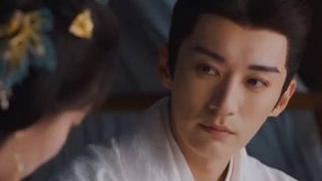 ，根据白鹭成双小说《桃花折江山》改编，古装言情剧《#桃花映江山#》经过三个多月拍摄于近日杀青，并发布