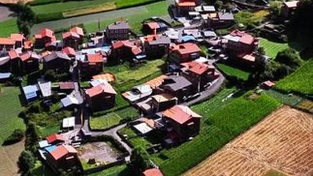 这是川西马尔康市梭磨乡色尔米村的砍竹沟上寨#少数民族文化 #我为家乡代言 #旅行推荐官 #嘉绒藏区 