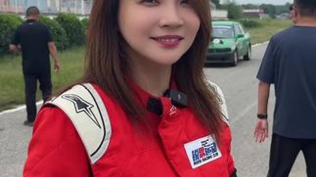 想体验一下我们赛道的氛围吗？来现场带你体验！#赛车 #方程式赛车 #赛道 #改装 #速度与激情