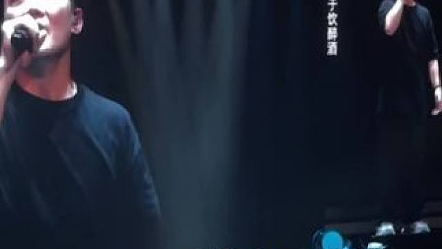 上头#陈奕迅大连演唱会 #陈奕迅演唱会  把喜欢的歌放在一起，反复练习