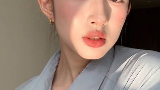 这两支真滴是乖惨喽#秋冬口红 #口红试色  #3ce口红