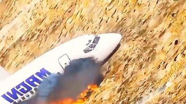 模拟器：飞机瞬间撞山引发巨大震动，全身进入瘫痪机长还想复飞#飞机