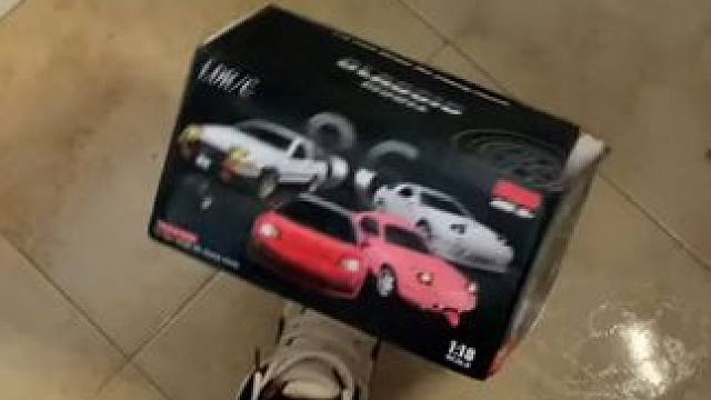 没有男生会拒绝这个能漂移的遥控车~ #有男生会拒绝这个玩具吗 #rc漂移车 #遥控车