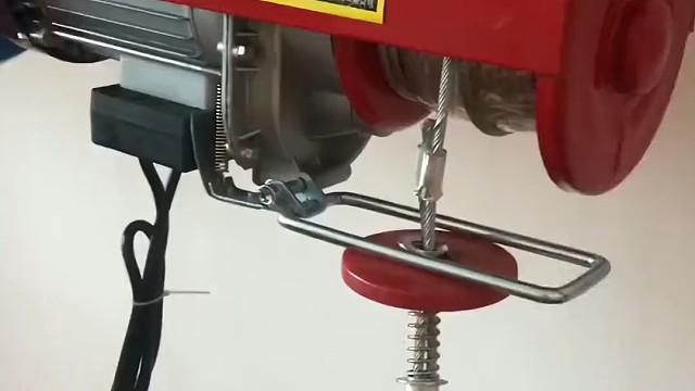 搭配跑车款1吨电动葫芦，工厂家用吊装工具，安全高效省力！—《杭天科技》