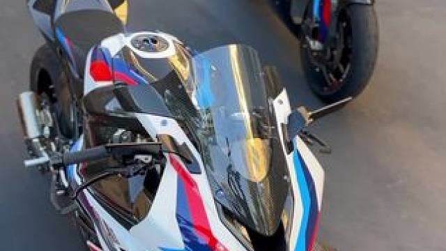 #机械之美 #2024推荐摩托车 #宝马s1000rr #宝马m1000rr雷霆版声浪 #duo加热