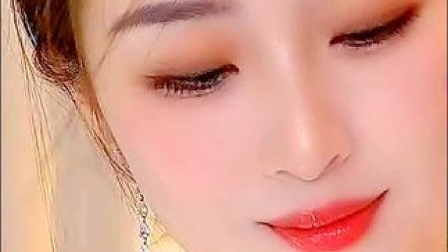 #清纯一笑倾红颜 #迷人的眼睛 #你的眼神让人醉 #人美歌甜 #爱音乐爱生活 ！