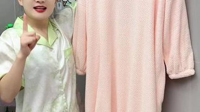 #可伸缩拖鞋架 ，凉鞋拖鞋用它收纳不占空间，还是个#可伸缩毛巾架 ，卫生间干净整洁多了#免打孔 #实