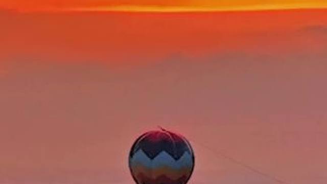 云端仙境龙头山#龙头山 #云雾缭绕人间仙境 #云海上的日出有多美 #日出