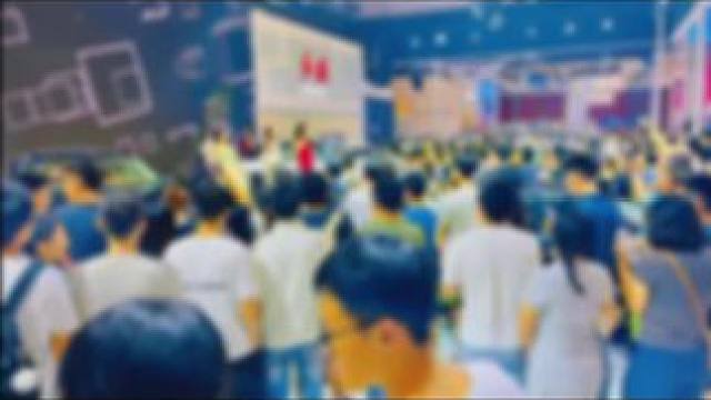 正在进行 #2024青岛秋季车展 #青岛秋季国际车展#秋季车展满屏都是大长腿