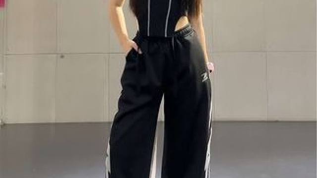 有什么事晚上再说，小学还没放学呢#up #柳智敏 #aespa