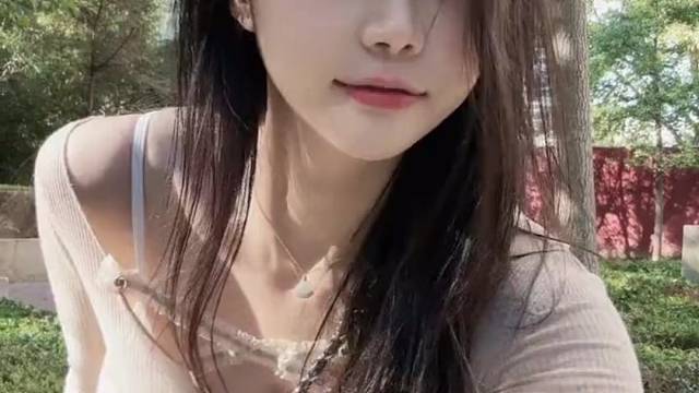 身材很棒颜值很高