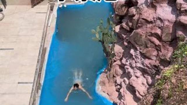 重生之我在乡下打造山崖瀑布游泳池之钻井取水。#荒野建造 #养鱼日记 #游泳池 #新农人计划2024 