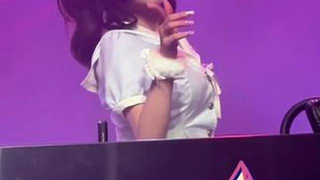 沉浸式体验二次元女DJ的一天～你们猜她的工资有多高？#东方花草 #云南伴手礼 #dj