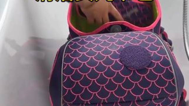 沉浸式清洁打扫｜精致宝妈沉浸式清洁女儿书包vlog～✨☺️ 
#沉浸式清洁书包 #清洗漱包 #书包清