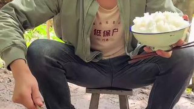 #我的乡村生活 #农村美食 #中秋美食吃什么 煮五花肉炒土豆片太好吃了