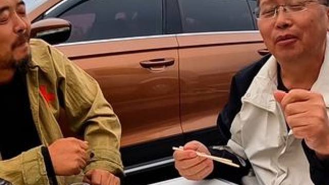 吉林镇赉大哥请沙师弟吃烤鸡烤鸭，太厉害啦，上集