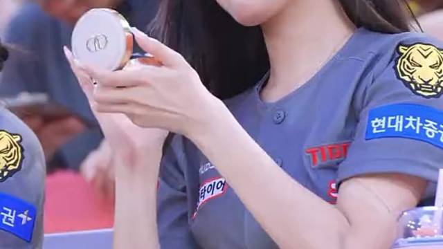 啦啦队还得是韩国