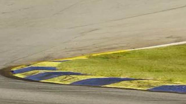 一路闪电带火花 #比赛现场 #专业车手 #弯道快才是真的快 #赛车 #赛道